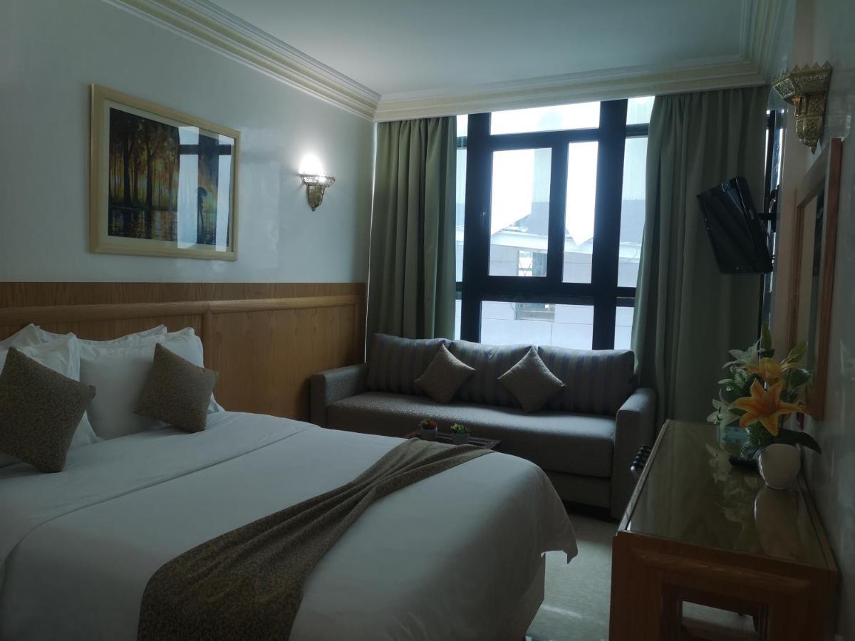 Majliss Downtown 4*