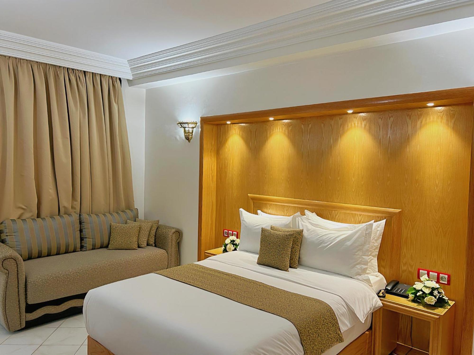 Majliss Downtown 4* Rabat